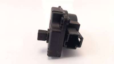 MOTOR APERTURA TRAMPILLAS CLIMATIZADOR FORD FOCUS LIM.  - M.1067180 / AV6N19E616AA