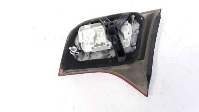 PILOTO TRASERO IZQUIERDO INTERIOR AUDI A4 BERLINA  - M.1070762 / 8E9945093A