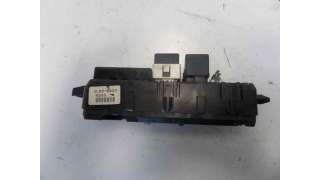 CAJA RELES / FUSIBLES VOLVO V40 FAMILIAR  - M.356631 / 30662309