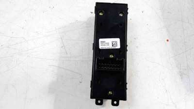 MANDO ELEVALUNAS DELANTERO IZQUIERDO KIA CEED  - M.691127 / 93570A2000