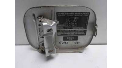 TAPA EXTERIOR COMBUSTIBLE MERCEDES CLASE C  BERLINA  - M.645938 / A2035840738