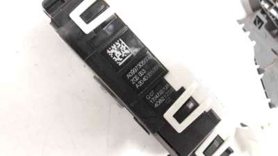 CERRADURA PUERTA TRASERA DERECHA MERCEDES CLASE CLA  - M.863104 / A0997305600