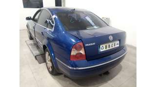 VOLKSWAGEN PASSAT BERLINA (3B3) 2000-2004 Comfortline Berlina sedan 131 Diesel  - 23035