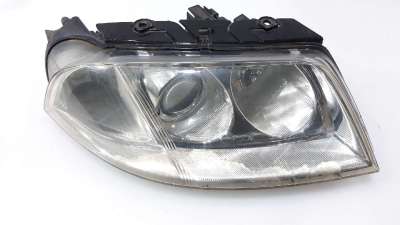 FARO DERECHO VOLKSWAGEN PASSAT BERLINA (3B3) 2000-2004 - 1640378 / 3B0941016AG