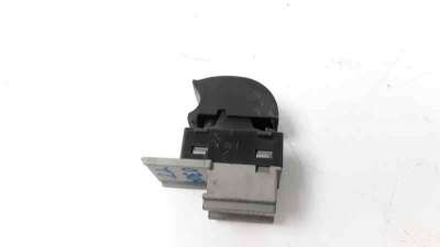 MANDO ELEVALUNAS DELANTERO DERECHO AUDI A3  - M.1027708 / 4B0959855