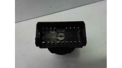 MANDO LUCES VOLKSWAGEN GOLF IV BERLINA  - M.596021 / 3BD941531A