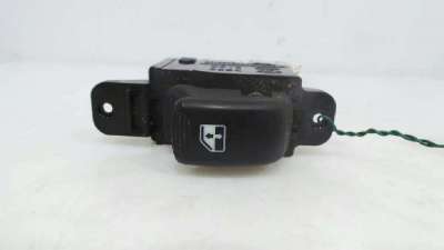 MANDO ELEVALUNAS TRASERO IZQUIERDO HYUNDAI SANTA FE (SM) 2001- - 925230 / 9358026100