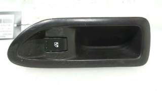 MANDO ELEVALUNAS TRASERO IZQUIERDO RENAULT LAGUNA II (BG0) 2001-2005 - 869353 / 8200317493