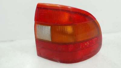 PILOTO TRASERO DERECHO OPEL ASTRA F BERLINA 1995- - 821388 / 251193