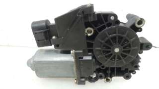 MOTOR ELEVALUNAS DELANTERO DERECHO AUDI A4 BERLINA (B5) 1999-2000 - 1163331 / 113846113