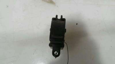 MANDO ELEVALUNAS TRASERO DERECHO NISSAN X-TRAIL (T30) 2003-2005 - 903697 / 254110V000