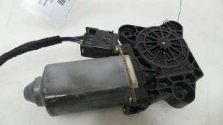 MOTOR ELEVALUNAS DELANTERO DERECHO MERCEDES-BENZ CLASE C (BM 203) BERLINA 2000-2004 - 1041338 / A2208204542