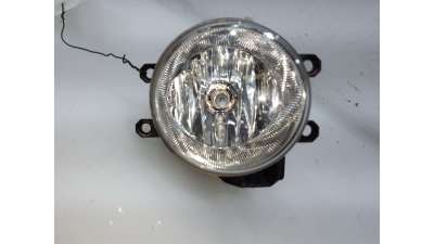 FARO ANTINIEBLA DERECHO TOYOTA RAV4 (A4) 2015-2018 - 1353678 / 8121047010