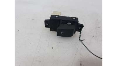 MANDO ELEVALUNAS TRASERO DERECHO CHEVROLET CAPTIVA 2006-2011 - 1462098 / 96628550