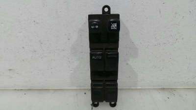 MANDO ELEVALUNAS DELANTERO IZQUIERDO NISSAN PRIMERA BERLINA (P12) 2002-2005 - 1048441 / 25401AV640