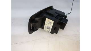 MANDO ELEVALUNAS TRASERO IZQUIERDO TOYOTA COROLLA (E12) 2001-2004 - 1526785 / 8480102411B1