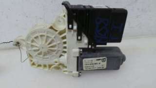 MOTOR ELEVALUNAS TRASERO IZQUIERDO VOLKSWAGEN JETTA V (1K2) 2005-2008 - 1092140 / 1K5839401B