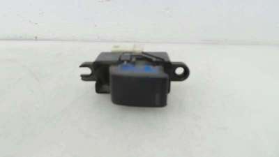 MANDO ELEVALUNAS TRASERO IZQUIERDO NISSAN ALMERA (N16/E) 2002-2004 - 1116114 / 254110V000