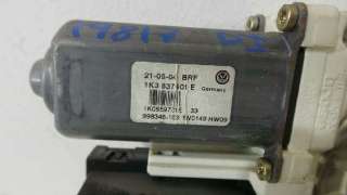 MOTOR ELEVALUNAS DELANTERO IZQUIERDO VOLKSWAGEN GOLF V (1K1)(10.2003) 2007-2008 - 1153059