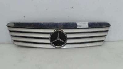 REJILLA DELANTERA MERCEDES-BENZ CLASE A (BM 168) 2001-2004 - 949011 / 1688801283