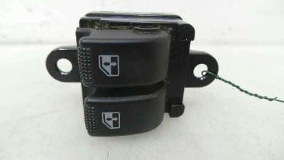 MANDO ELEVALUNAS TRASERO IZQUIERDO HYUNDAI ATOS PRIME (MX) 2003-2010 - 1195680 / 9357005050