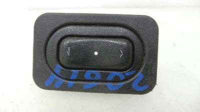 MANDO ELEVALUNAS DELANTERO DERECHO OPEL CORSA C 2000-2001 - 1288622 / 13363102