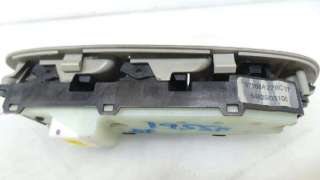 MANDO ELEVALUNAS DELANTERO IZQUIERDO TOYOTA AVENSIS BERLINA (T25) 2005-2009 - 1109870 / 8482005100