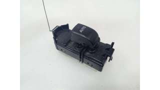 MANDO ELEVALUNAS TRASERO DERECHO LEXUS RX (MCU/GSU/MHU3) 2005-2009 - 1652031 / 8403048070