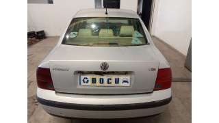 VOLKSWAGEN PASSAT BERLINA (3B2) 1998-2000 Comfortline Berlina sedan 116 Diesel  - 23143