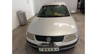 VOLKSWAGEN PASSAT BERLINA (3B2) 1998-2000 Comfortline Berlina sedan 116 Diesel  - 23143