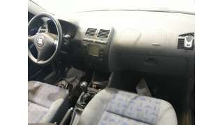 seat cordoba berlina (6k2) 1999-2003 del año 2001