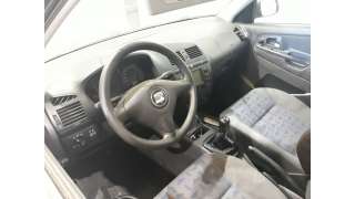 seat cordoba berlina (6k2) 1999-2003 del año 2001