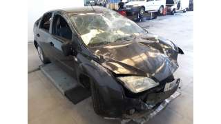 ford focus berlina (cap) 2004-2007 del año 2005