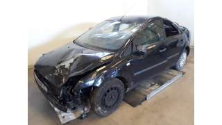 ford focus berlina (cap) 2004-2007 del año 2005