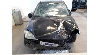 ford focus berlina (cap) 2004-2007 del año 2005