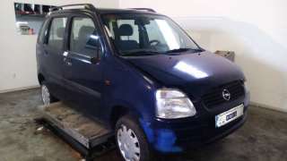 opel agila 2000-2003 del año 2001