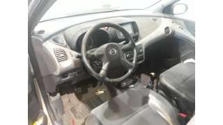 nissan almera tino (v10m) 2000-2006 del año 2004