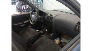 hyundai accent (lc) 1999-2010 del año 2002