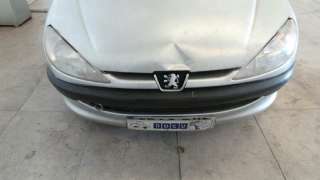 peugeot 206 berlina 1998-2010 del año 2002