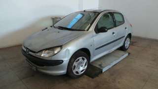 peugeot 206 berlina 1998-2010 del año 2002