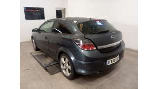 opel astra gtc 2004-2008 del año 2006