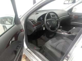 mercedes-benz clase e (w211) berlina 2002-2009 del año 2006