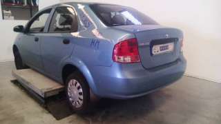 daewoo kalos 2002-2004 del año 2004