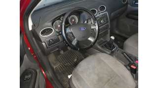 ford focus berlina (cap) 2004-2007 del año 2005