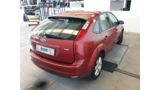ford focus berlina (cap) 2004-2007 del año 2005