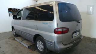 hyundai h 1 starex 1999-2003 del año 2000