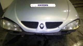 renault megane i fase 2 berlina (ba0) 1999-2002 del año 2000