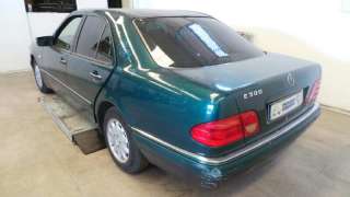 mercedes-benz clase e (w210) berlina 1995-2002 del año 1995
