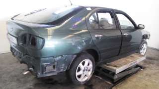 nissan primera berlina (p11) 1999-2002 del año 2000