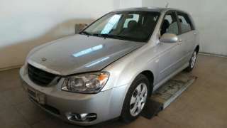 kia cerato 2004-2007 del año 2005